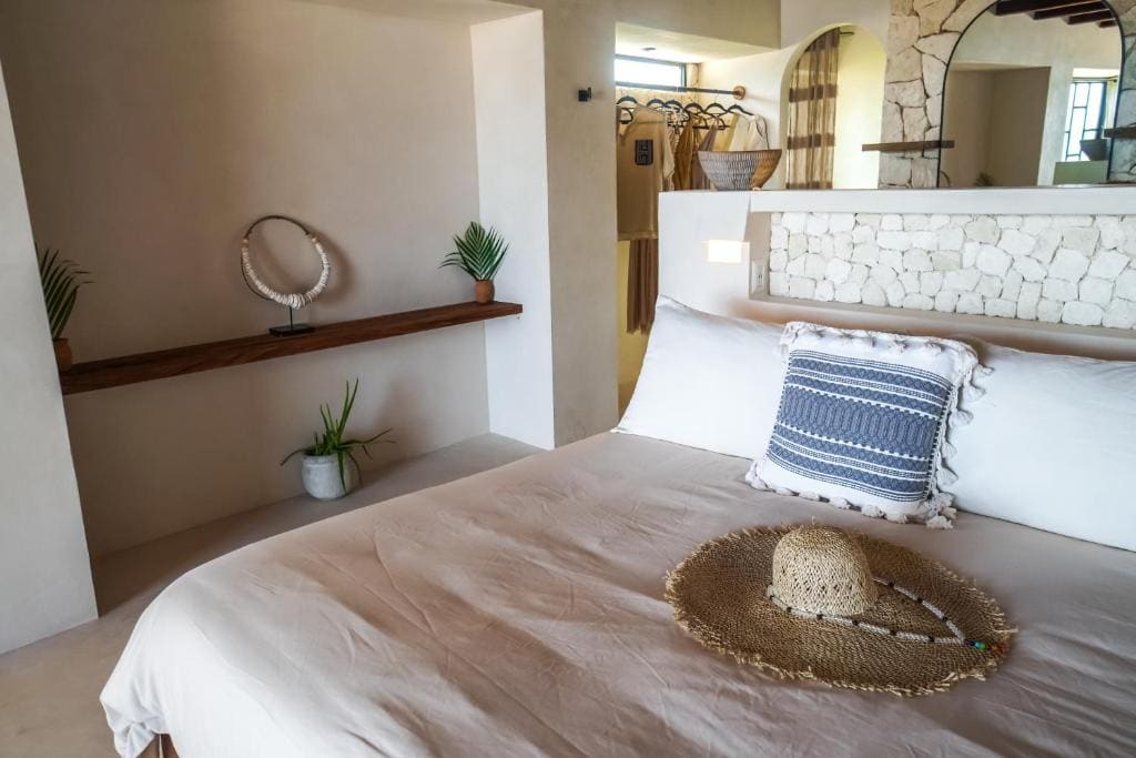 Beach Front Room room - Image 1