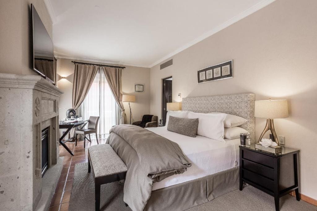 Double Room with Garden View room - Image 2
