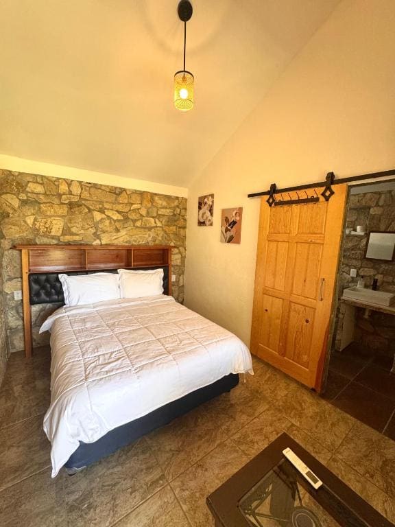 Standard Double Room room - Image 3