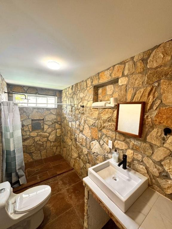 Standard Double Room room - Image 2