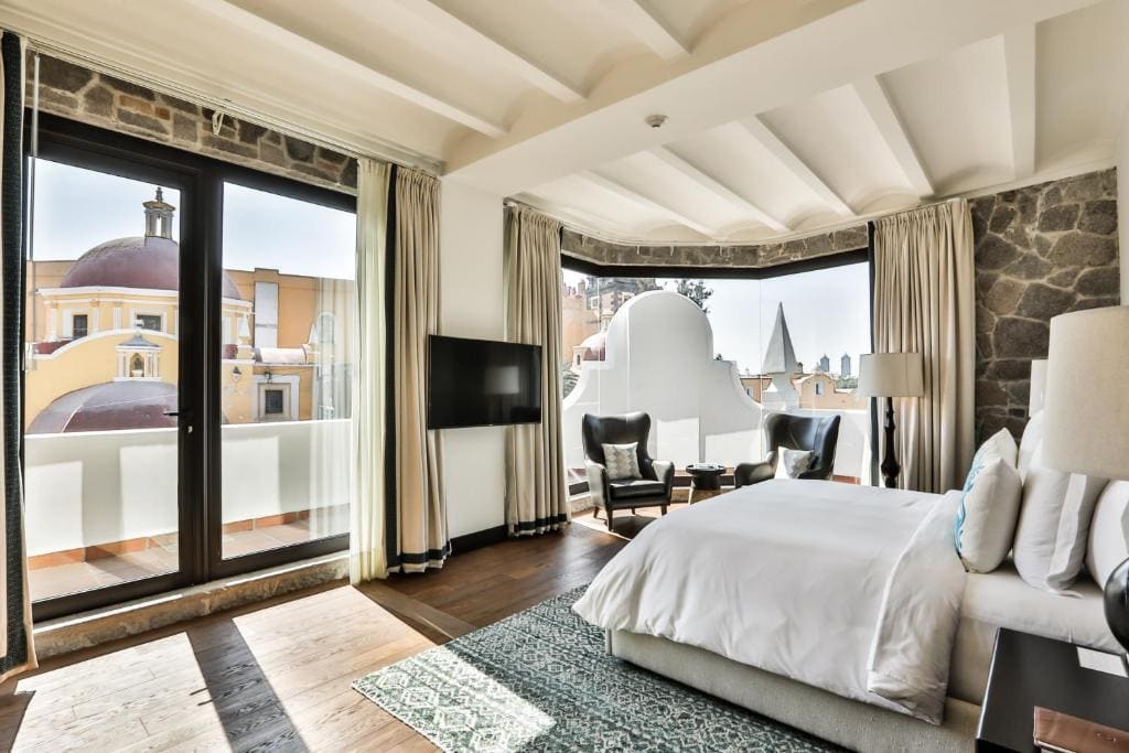 Serenity Suite room - Image 2
