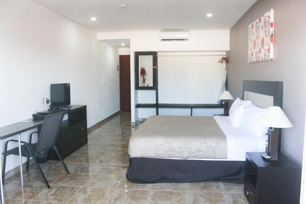 Budget Double Room room - Image 2