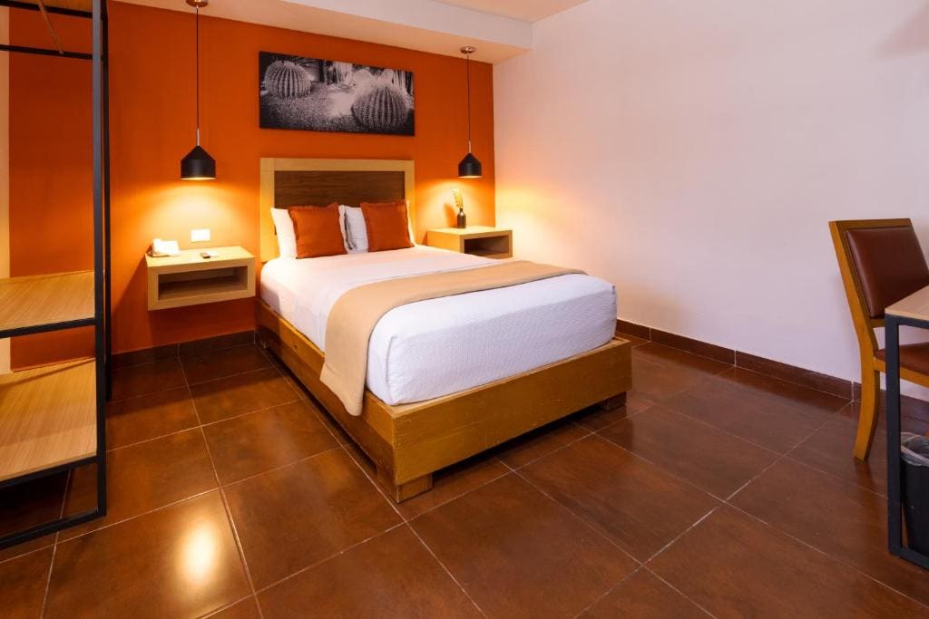 Double Room with Two Double Beds room - Image 3