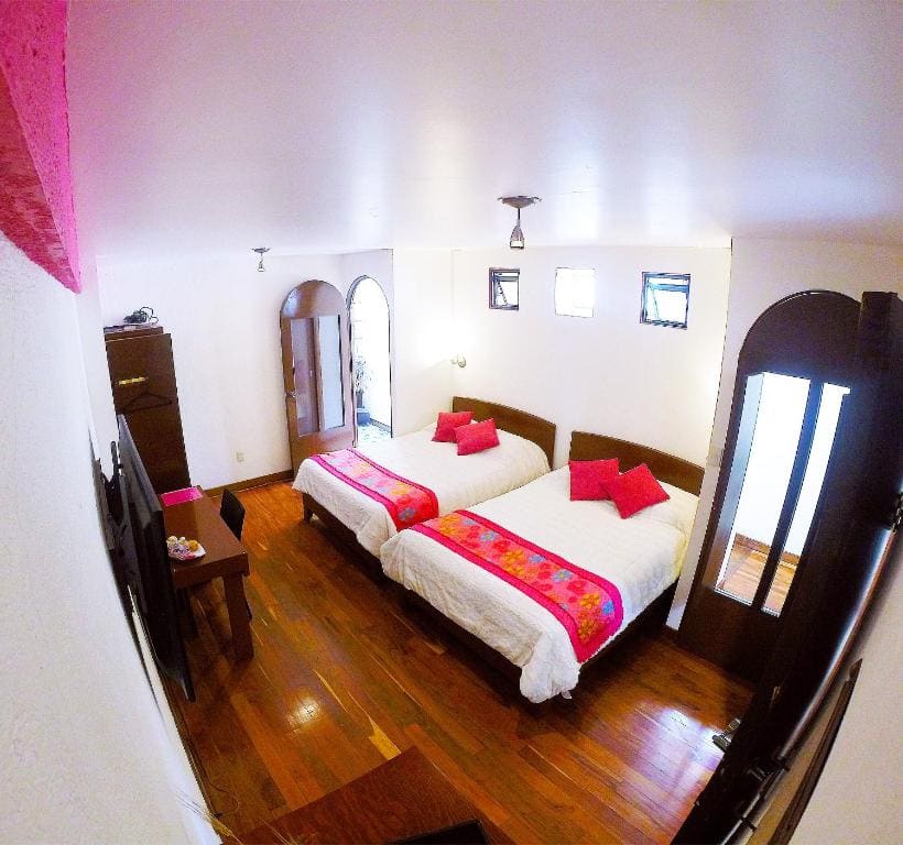 Comfort Quadruple Room room - Image 2