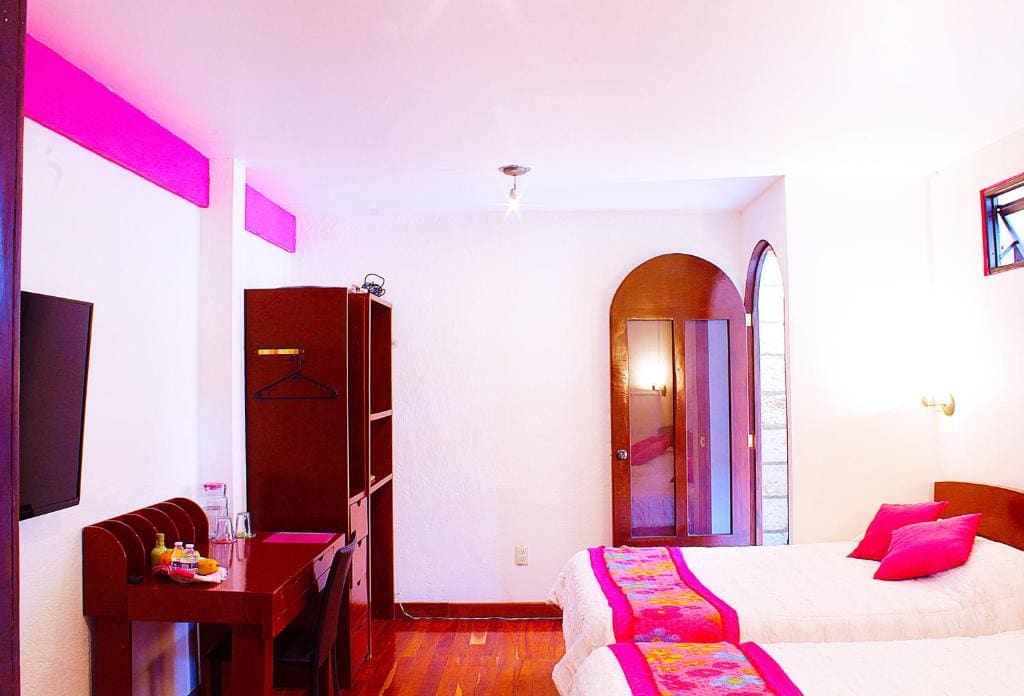 Comfort Quadruple Room room - Image 1