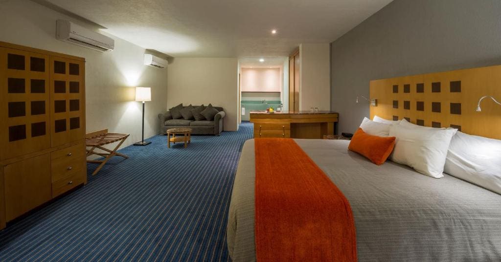 Junior Suite King room - Image 3