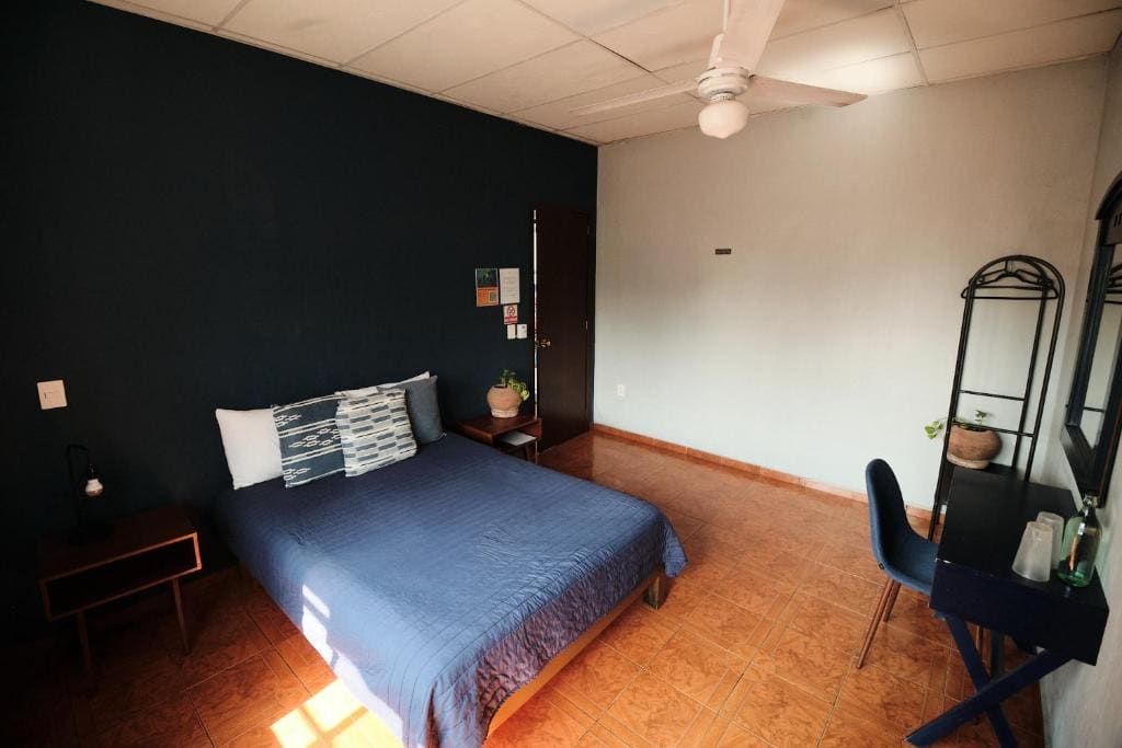 Double Room with Private Bathroom room - Image 3