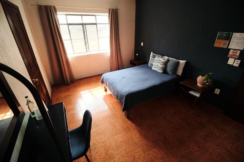 Double Room with Private Bathroom room - Image 2