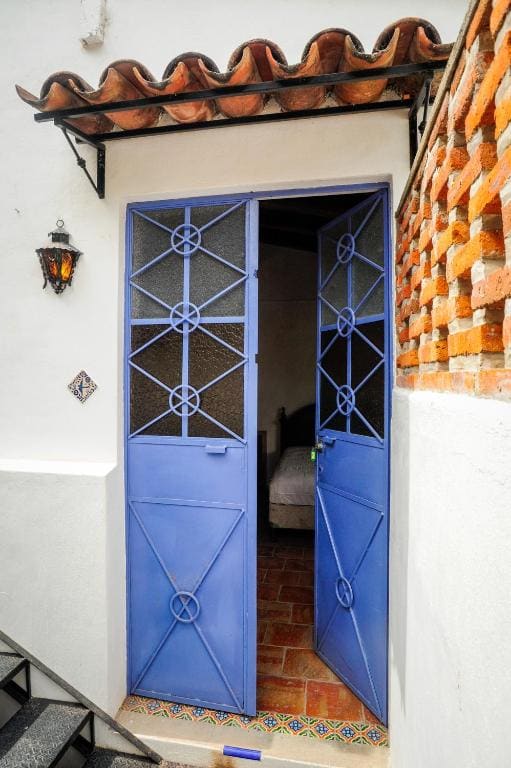 Double Room with Private Bathroom room - Image 2