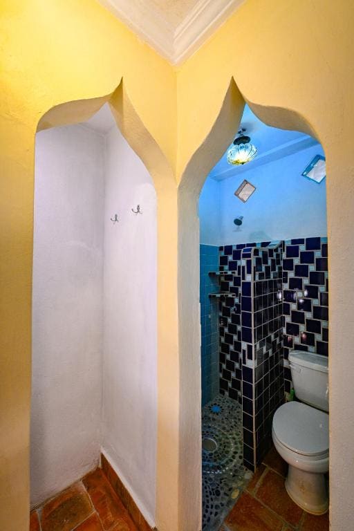 Queen Room with Garden View room - Image 1
