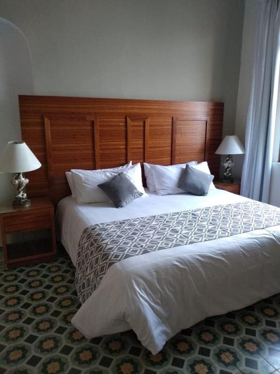 Superior King Room room - Image 2
