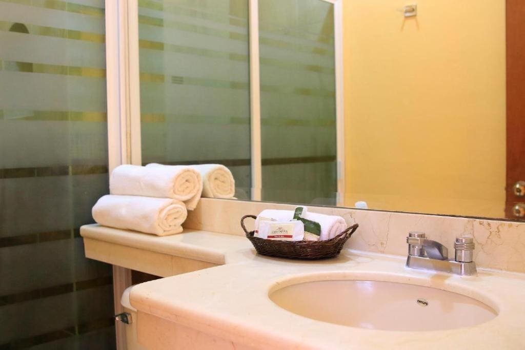 Suite room - Image 2