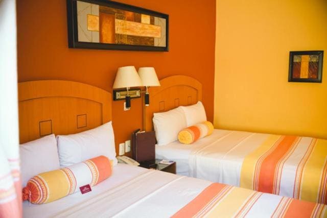 Quadruple Room room - Image 2
