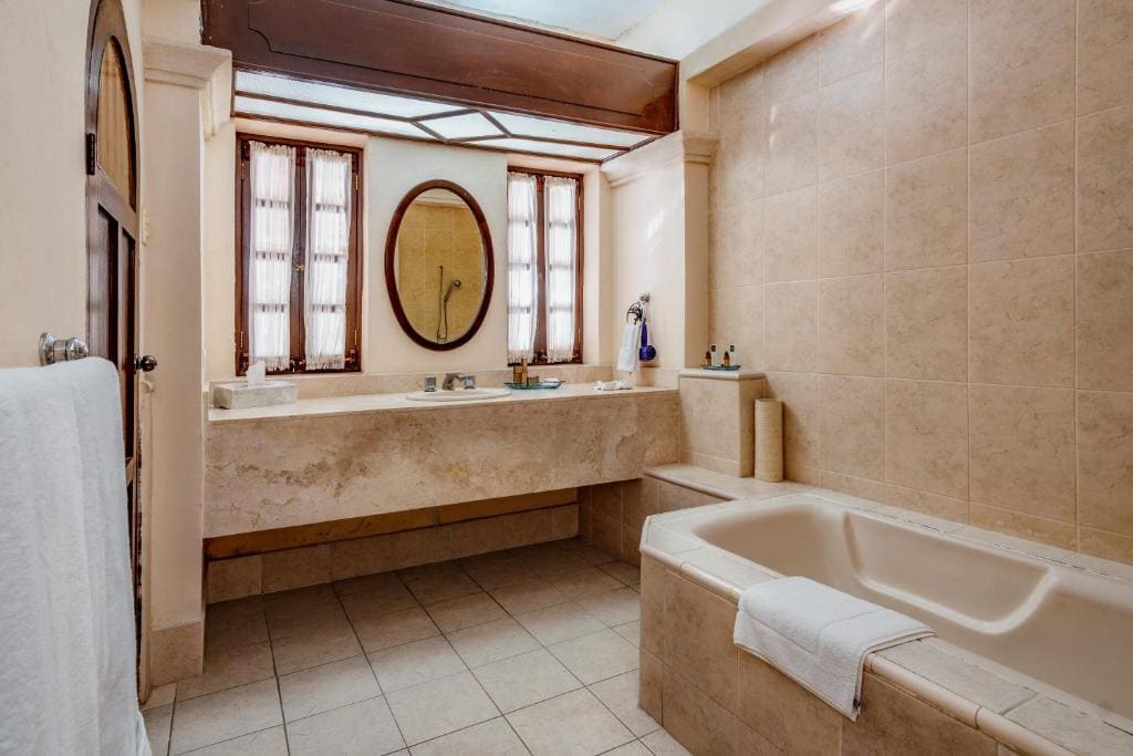 Master Suite room - Image 3