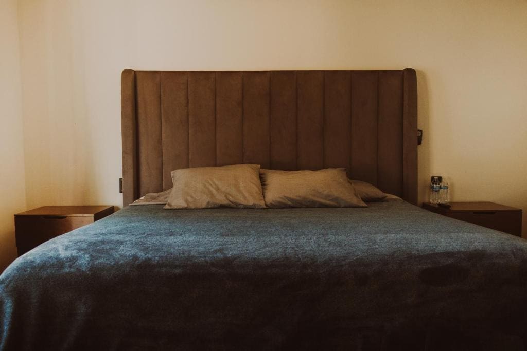 Deluxe Double Room with Bath room - Image 1