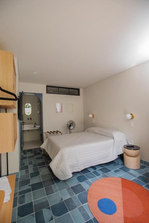 Double Room with Garden View room - Image 2