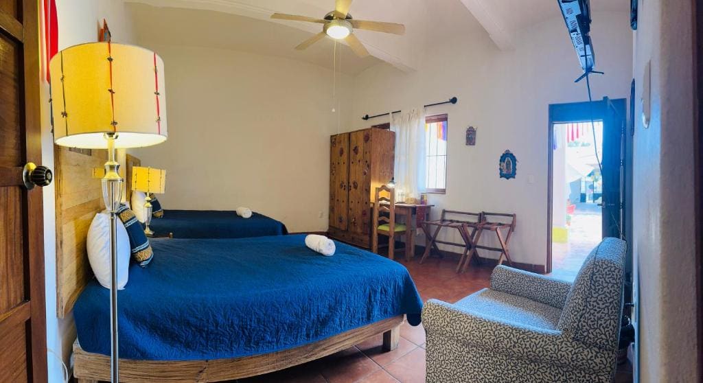 Superior Quadruple Room room - Image 2