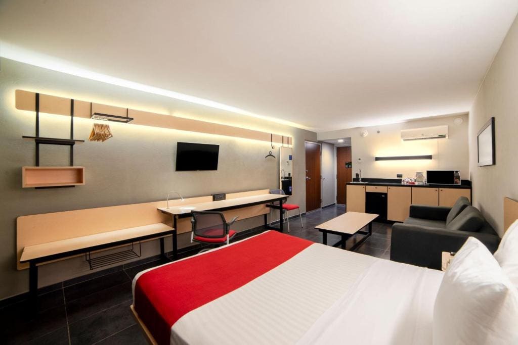 Queen Room room - Image 2