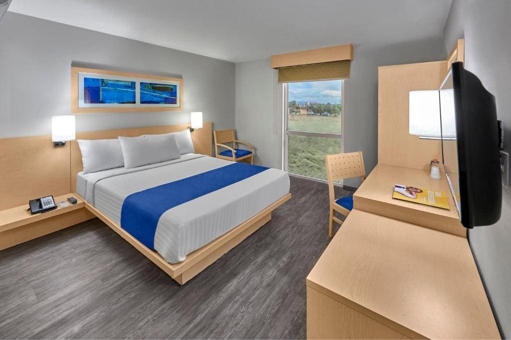 Queen Room room - Image 2