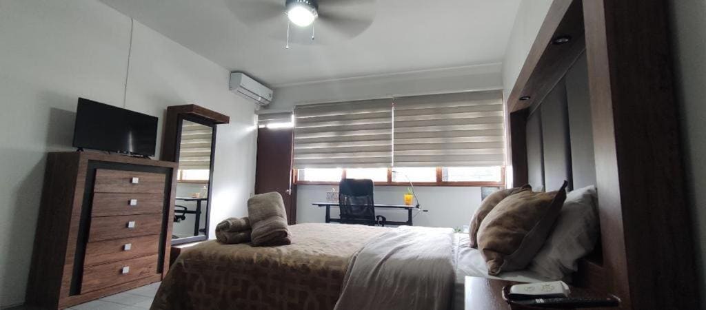 Deluxe Double Room with Balcony room - Image 1