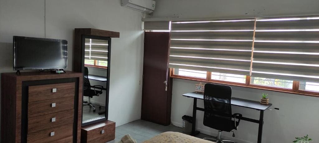 Deluxe Double Room with Balcony room - Image 2