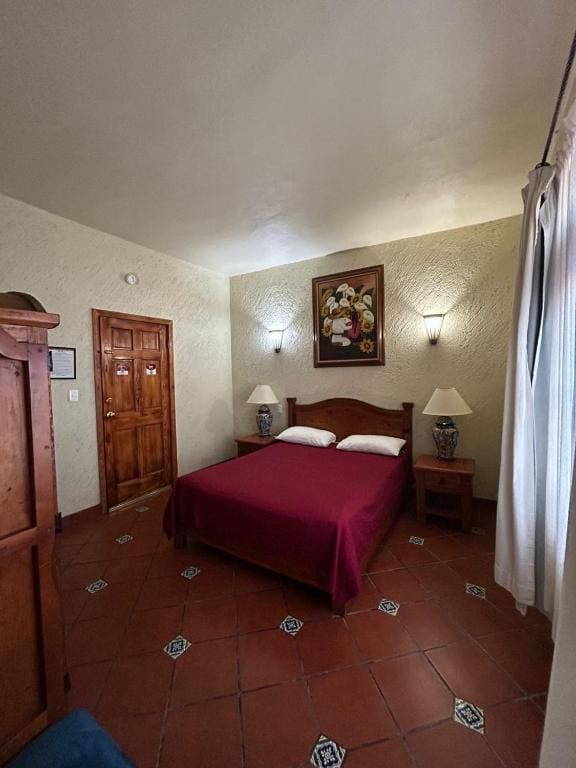 Room room - Image 1