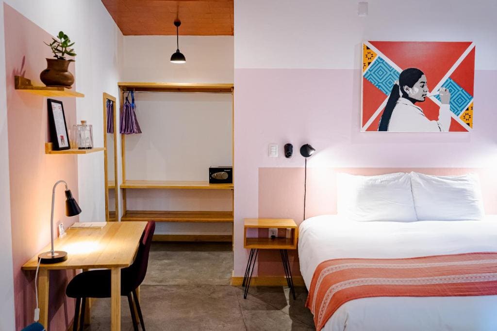 Small Double Room room - Image 1