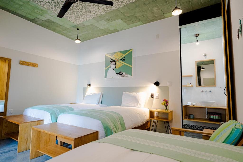 Small Double Room room - Image 2