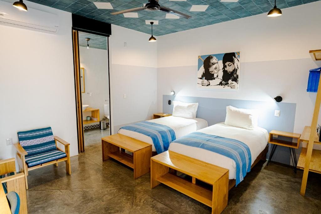 Small Double Room room - Image 3