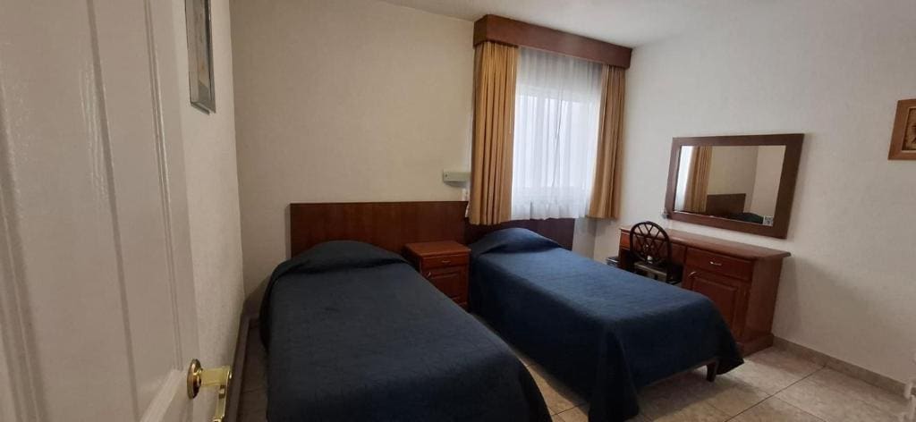 Twin Room room - Image 1