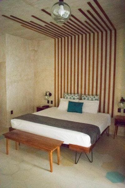 Deluxe Double Room with Bath room - Image 3