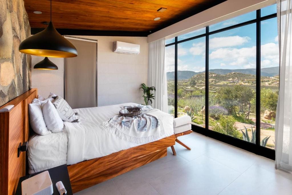 Standard Cabin Mountain View room - Image 3