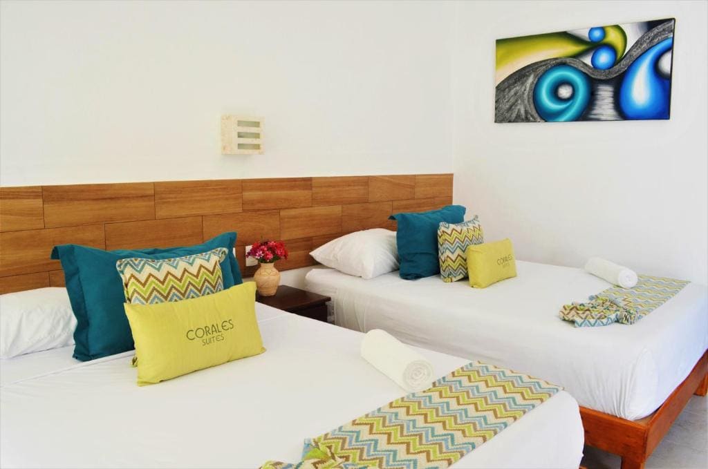 Studio with Pool View room - Image 1