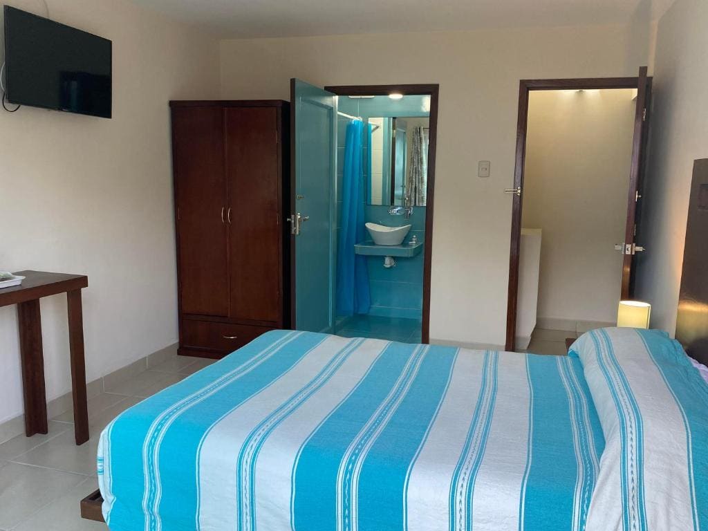 Queen Room room - Image 2