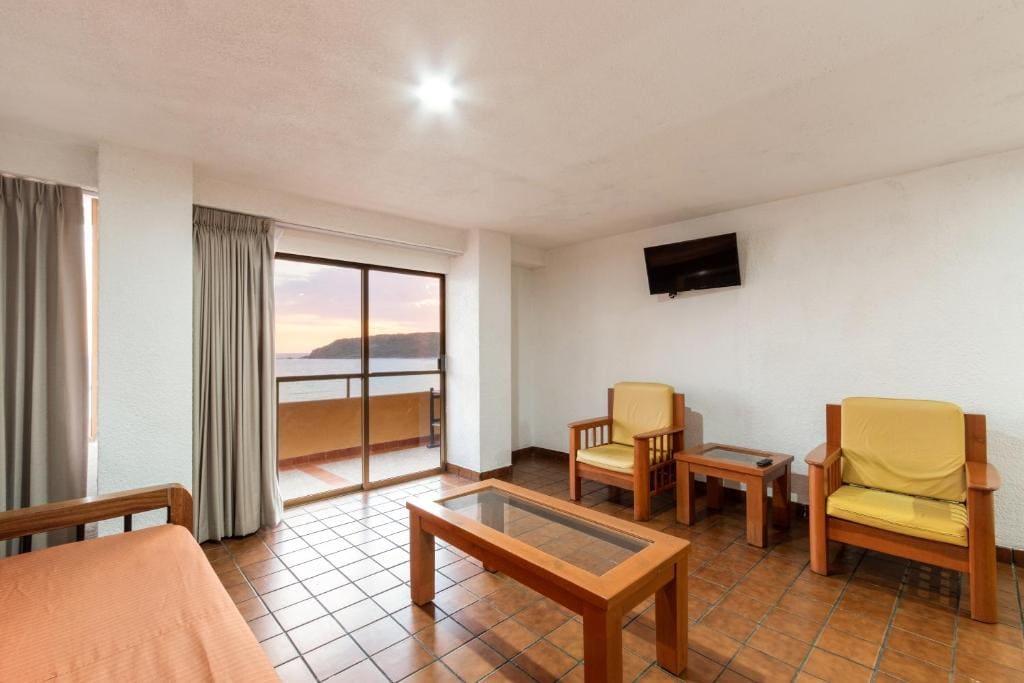 Suite room - Image 2