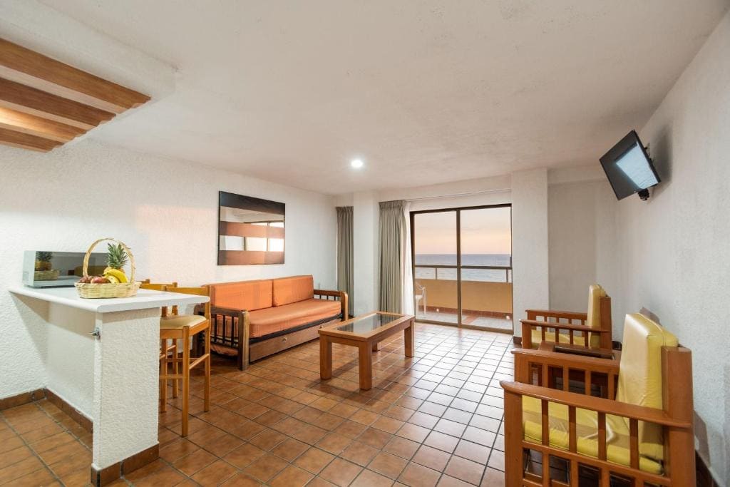Suite room - Image 3