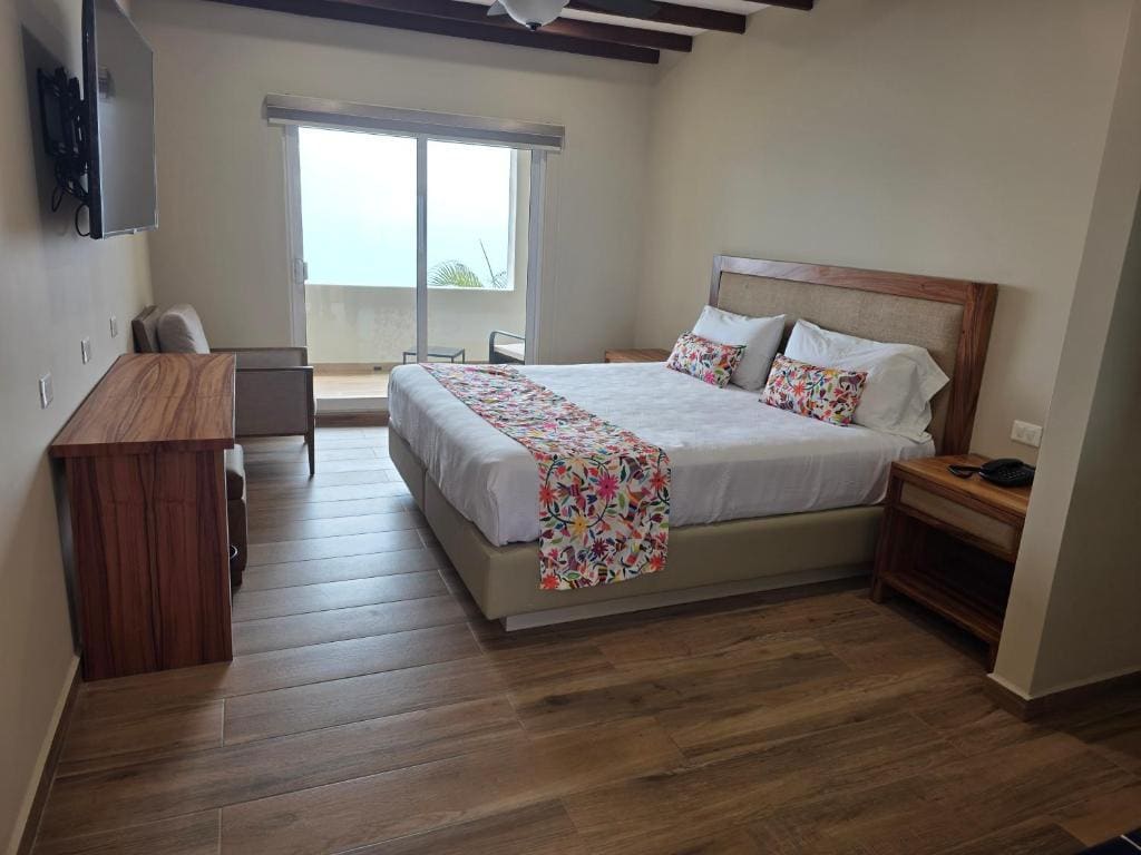 Superior Suite room - Image 2