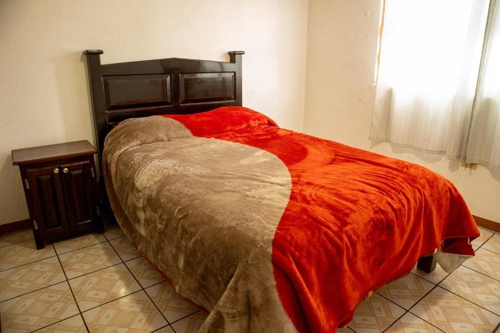 Double Room with One Double Bed room - Image 3