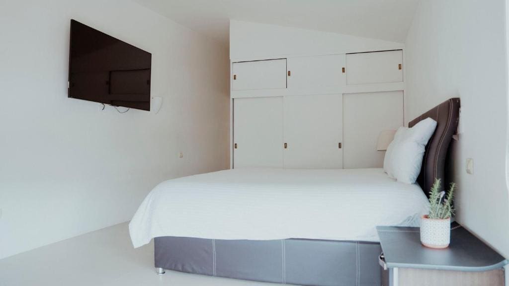 Deluxe Suite room - Image 1