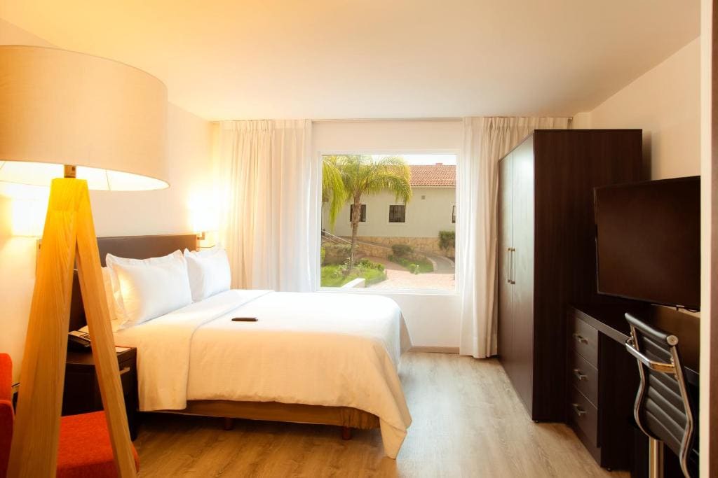 Double Room with Two Double Beds room - Image 3