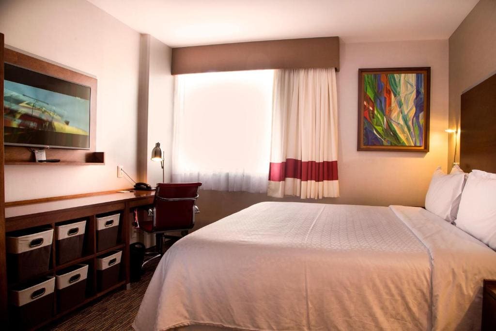 Guest room, 1 King, Sofa bed, Antea view, City view room - Image 2