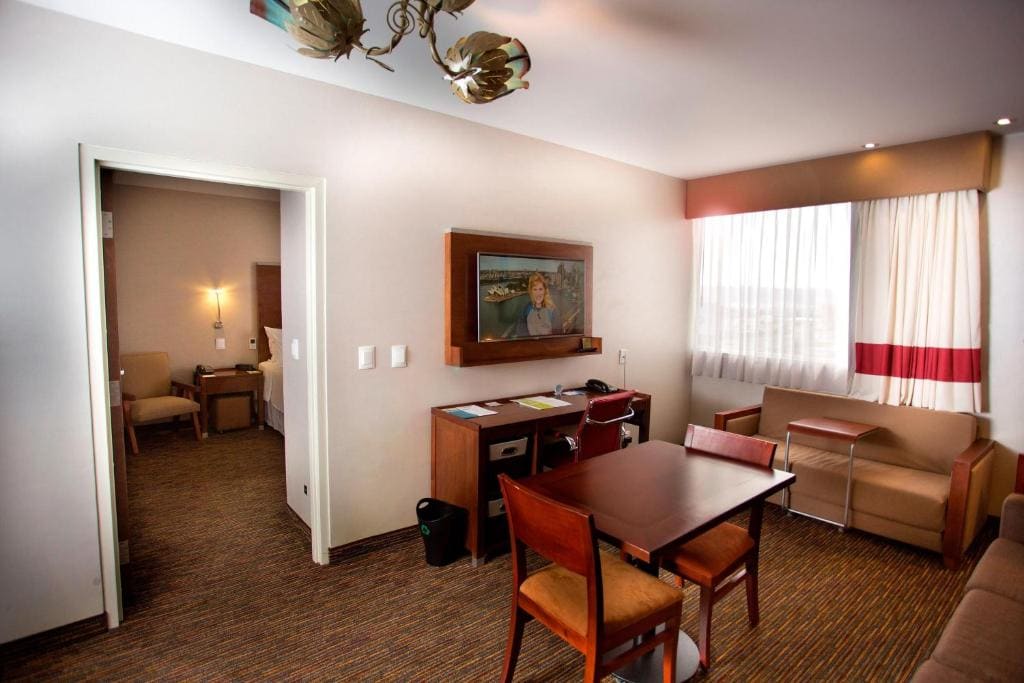Executive Suite room - Image 2
