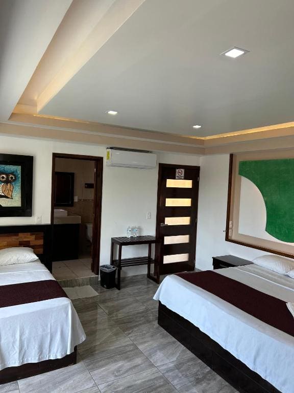 Suite with Balcony room - Image 3