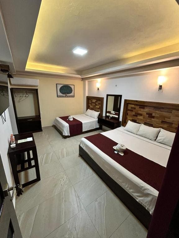 Family Room room - Image 1