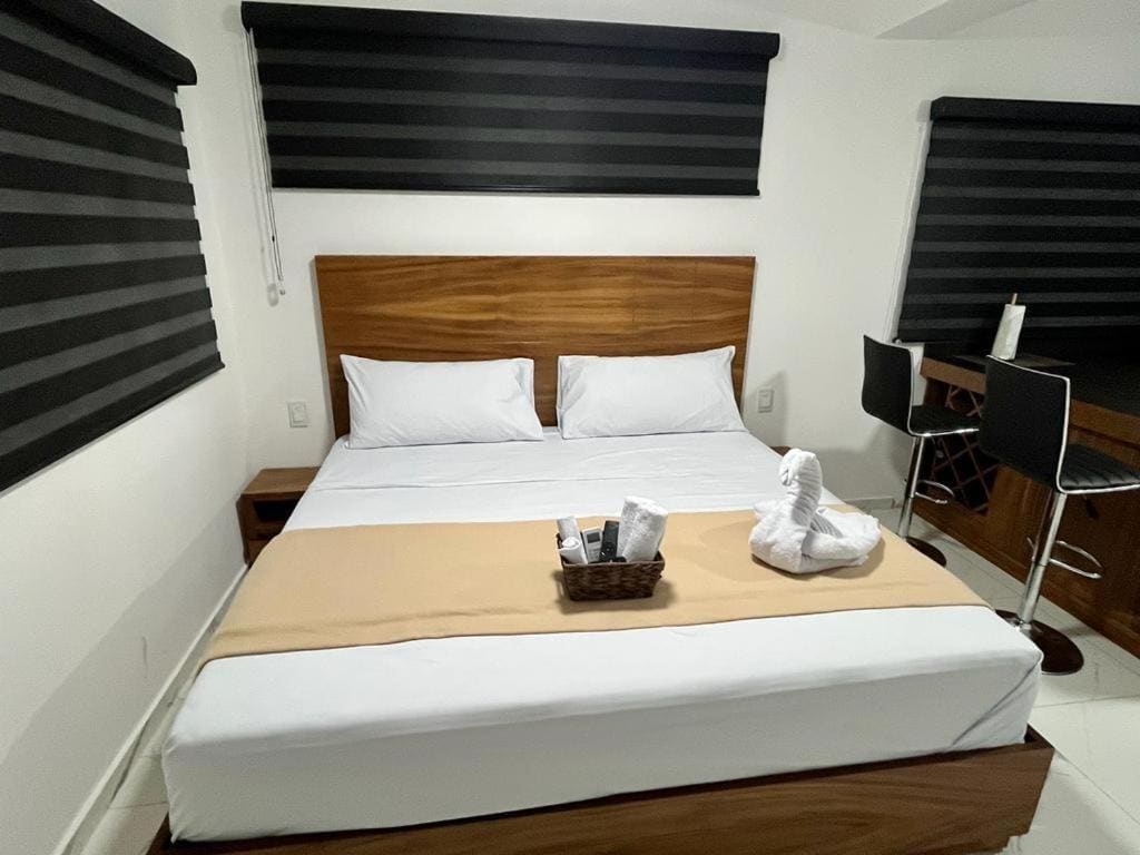 Deluxe King Studio room - Image 2
