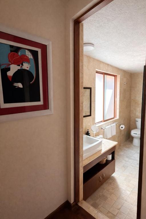 King Suite room - Image 3