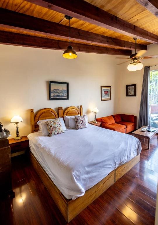 Suite with Garden View room - Image 2