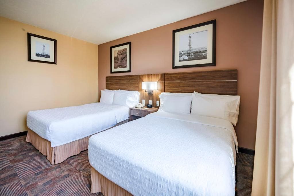 Two Double Beds Studio - Non-Smoking room - Image 1