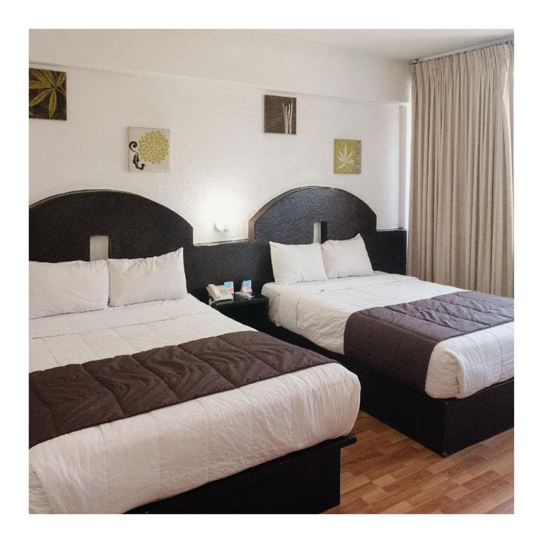 Double Room with Two Double Beds room - Image 1