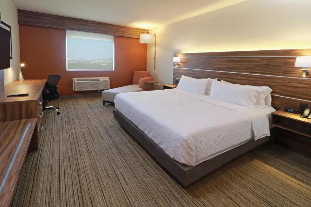 Standard King Room room - Image 2